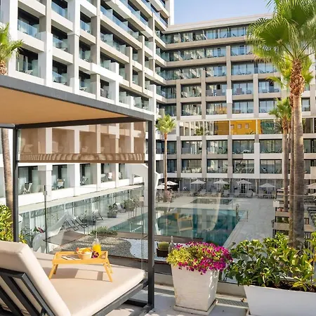 Innside By Melia Bosque 4*